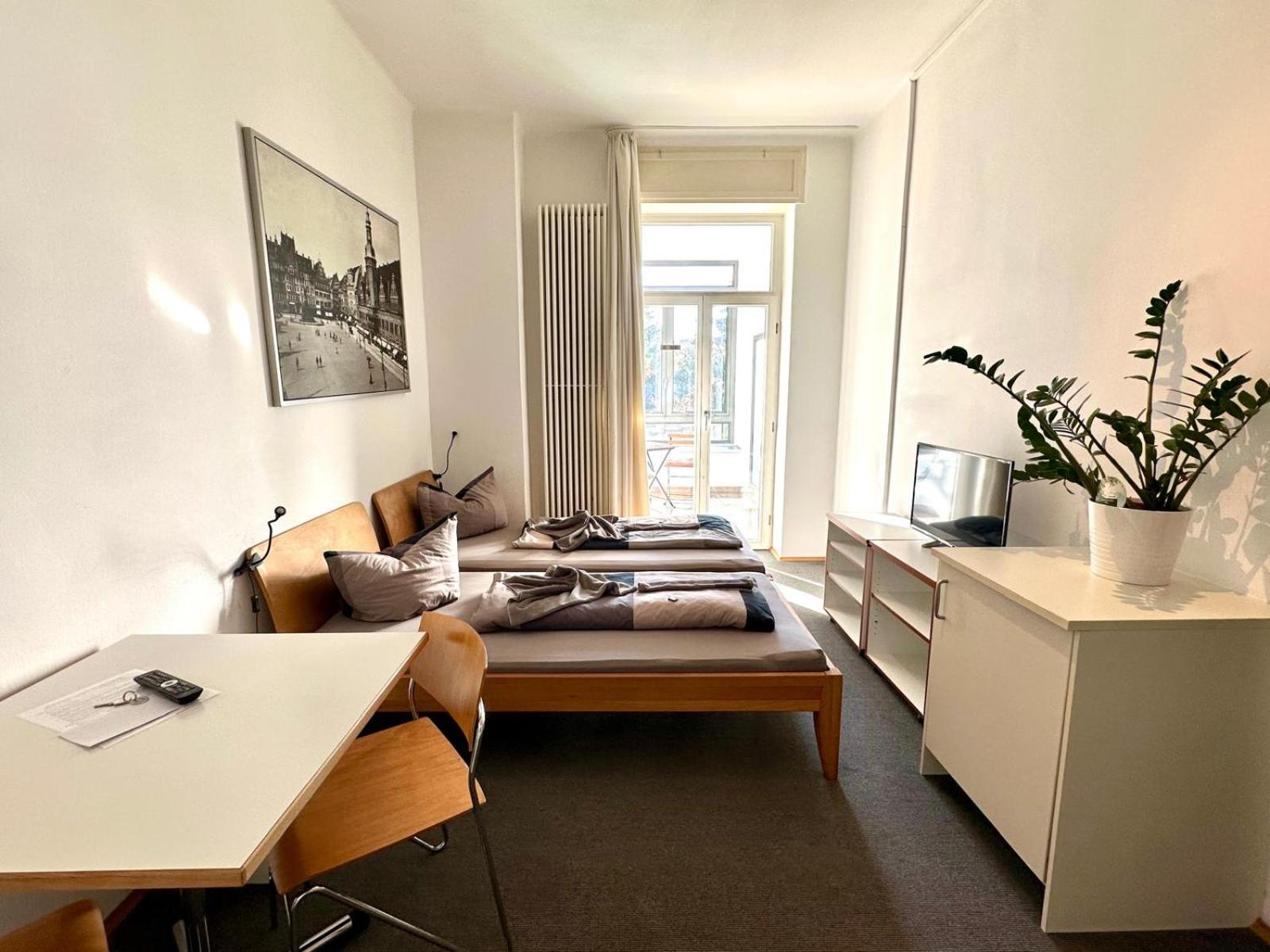 Ferienwohnungen Und Apartmenthaus Halle Saale - Villa Mathilda Bilik gambar